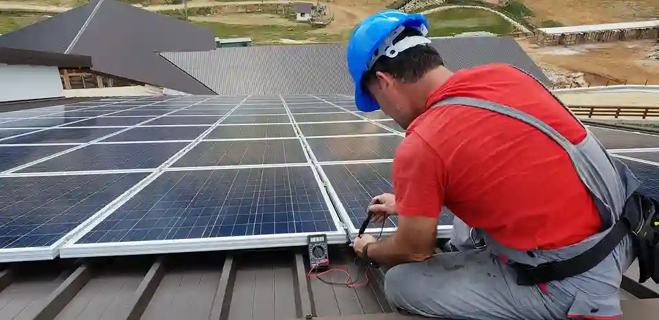 Solar Panels for Off-Grid Living: A Self-Sufficient Lifestyle